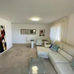 Apartmán With Sea Views *