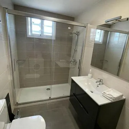 With Sea Views Lejlighed *